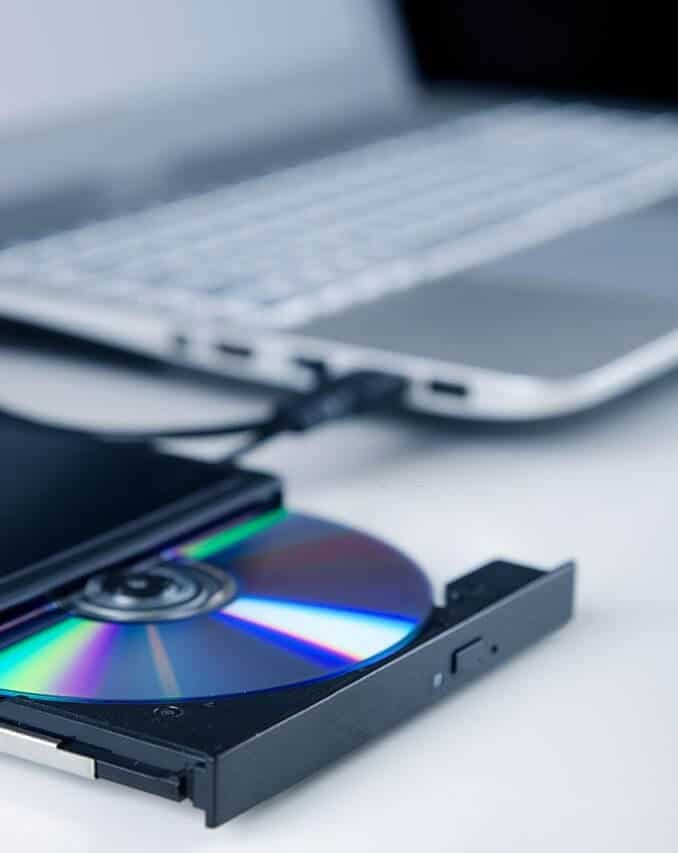 Connecting An External DVD Drive To A Laptop